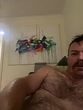 Snapshot of macfromoz chatting on May 22, 4:08 am macfromoz online show from May 22, 4:08 am