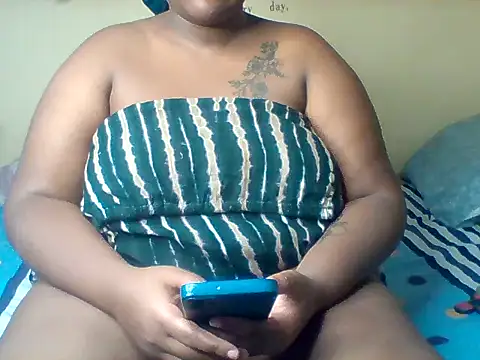 Snapshot of bunny_jay chatting on April 20, 10:07 am bunny jay online show from April 20, 10:07 am