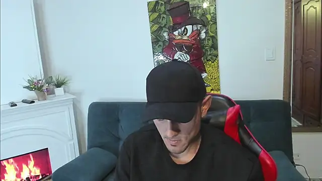 Snapshot of jacob_stonne chatting on May 30, 10:45 am jacob stonne online show from May 30, 10:45 am