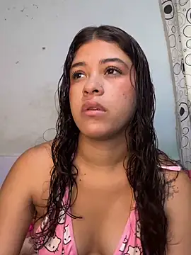 Snapshot of IvyRousex chatting on April 27, 9:13 pm IvyRousex online show from April 27, 9:13 pm
