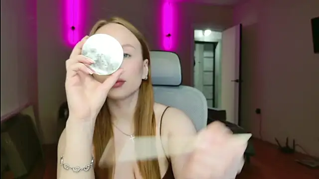 BunnyShinex online show from June 24, 2:27 pm