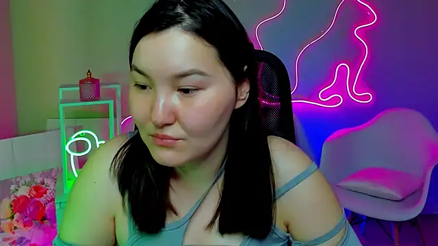 Snapshot of CamilaMartiez chatting on March 28, 1:00 pm CamilaMartiez online show from March 28, 1:00 pm