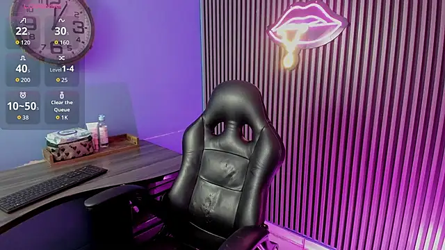 Snapshot of Luna_roose1 chatting on March 28, 1:00 pm Luna roose1 online show from March 28, 1:00 pm