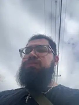 dpenguino online show from April 9, 3:50 pm