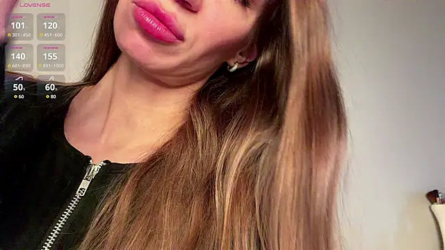 OdetteTrentinella online show from May 13, 6:11 am