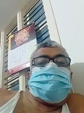 Snapshot of mature55 chatting on April 20, 1:03 pm mature55 online show from April 20, 1:03 pm