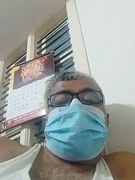 Snapshot of mature55 chatting on May 1, 1:37 pm mature55 online show from May 1, 1:37 pm