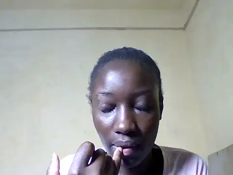 Snapshot of sexy_choco254 chatting on June 29, 1:11 pm sexy choco254 online show from June 29, 1:11 pm