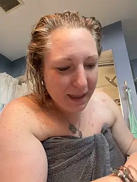 sweetkacibaby online show from May 3, 1:28 pm