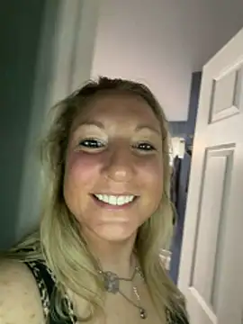 sweetkacibaby online show from May 16, 1:43 pm