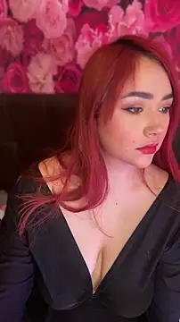 SweetLittleRed online show from May 3, 8:09 am