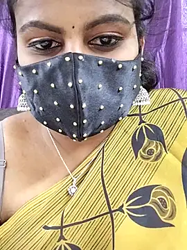 honeyflowerr online show from March 26, 8:42 am