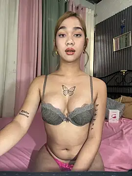 xElisParadisex online show from June 5, 3:35 am