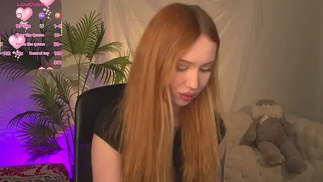 zoeforrd online show from April 25, 6:27 am