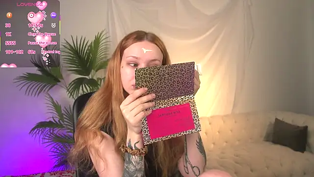zoeforrd online show from May 14, 5:14 am