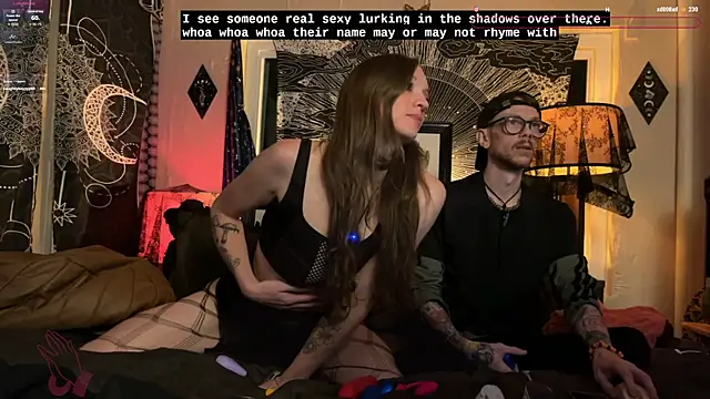 Snapshot of webzandkordz chatting on June 19, 8:40 am webzandkordz online show from June 19, 8:40 am