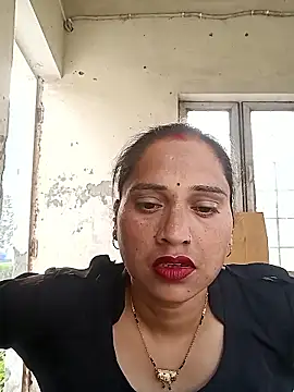 Snapshot of Raanieoy012 chatting on March 28, 1:49 am Raanieoy012 online show from March 28, 1:49 am