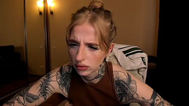 Snapshot of harley_kimm chatting on May 26, 4:41 am harley kimm online show from May 26, 4:41 am