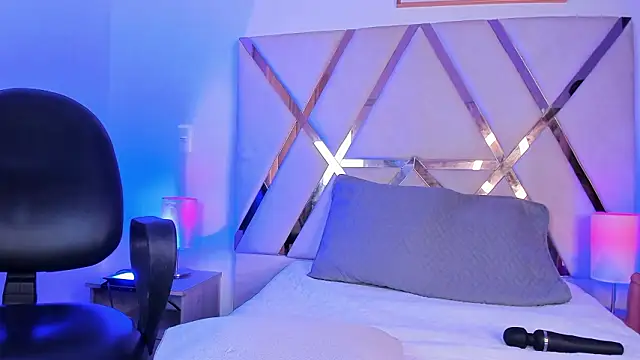 Cory maiden online show from March 29, 3:06 am