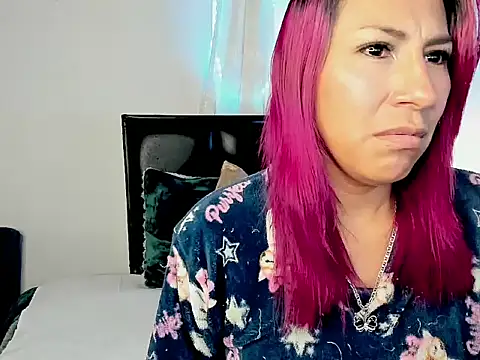 tatianabelli online show from April 15, 7:32 pm