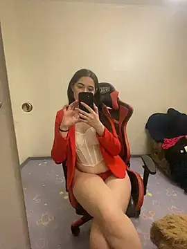 MissBrunetteG online show from March 26, 8:25 pm