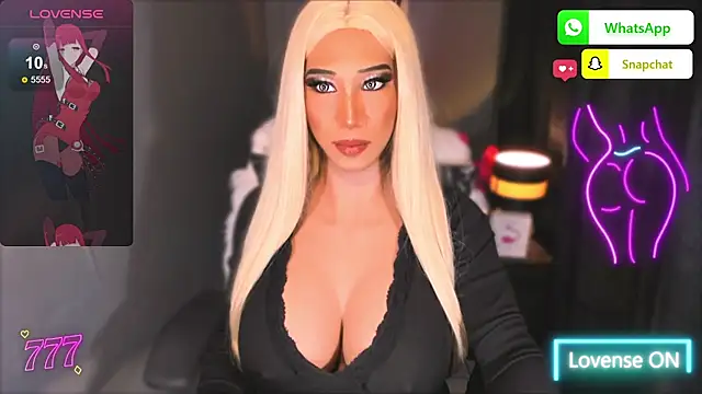 Snapshot of xSelfsuckerMistressVanyax chatting on June 23, 2:42 am xSelfsuckerMistressVanyax online show from June 23, 2:42 am