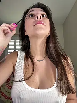 Snapshot of Carolzinhalux69 chatting on May 20, 4:35 pm Carolzinhalux69 online show from May 20, 4:35 pm