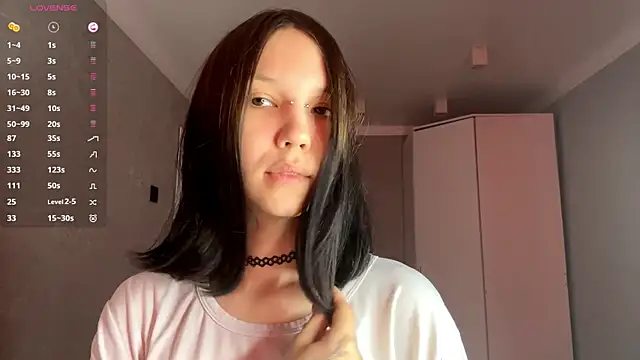 AmeliaMiotii online show from April 28, 11:04 am