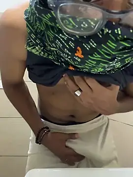 Snapshot of dashingdih chatting on March 27, 9:25 pm dashingdih online show from March 27, 9:25 pm