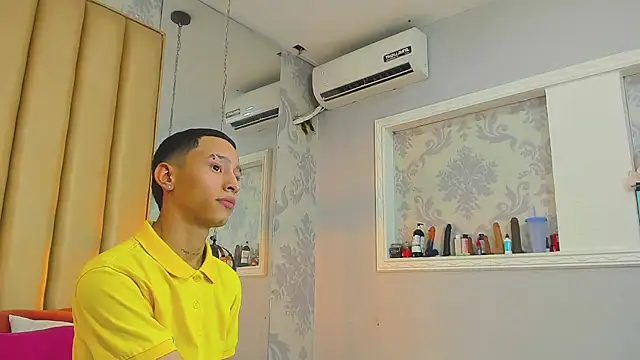 Snapshot of MaicolSmiith_ chatting on March 27, 9:25 pm MaicolSmiith online show from March 27, 9:25 pm