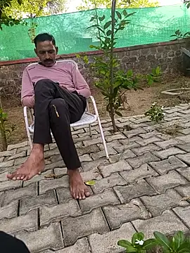 yogii20 online show from April 2, 12:47 pm