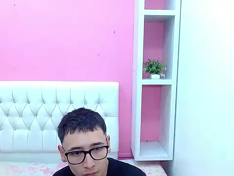 23alana online show from April 19, 3:17 am