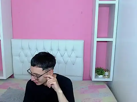 23alana online show from April 25, 3:31 am