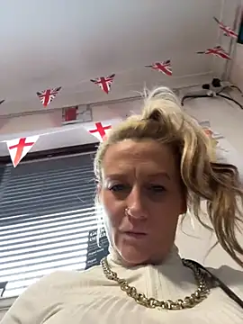 GG-Beautiful-Nightmare online show from April 11, 4:11 pm