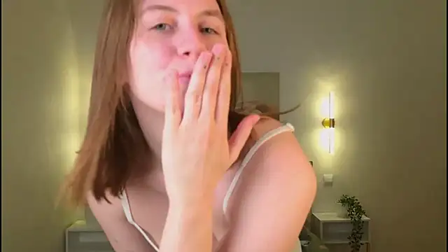 Snapshot of MellyAlfayi chatting on March 29, 7:25 pm MellyAlfayi online show from March 29, 7:25 pm