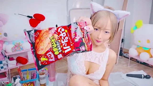 Snapshot of baby__cherry__ chatting on July 24, 12:03 pm baby cherry online show from July 24, 12:03 pm