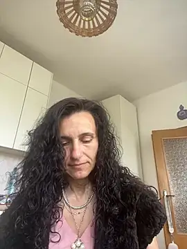 Snapshot of StellaMia263 chatting on July 8, 9:47 am StellaMia263 online show from July 8, 9:47 am