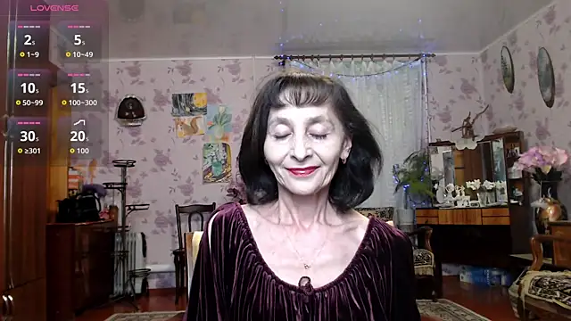 Snapshot of Shooting-Star- chatting on April 20, 5:48 pm Shooting-Star- online show from April 20, 5:48 pm