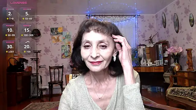 Snapshot of Shooting-Star- chatting on April 24, 5:26 pm Shooting-Star- online show from April 24, 5:26 pm