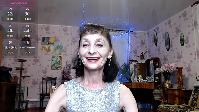 Snapshot of Shooting-Star- chatting on May 7, 5:40 pm Shooting-Star- online show from May 7, 5:40 pm
