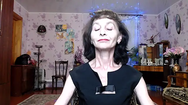 Snapshot of Shooting-Star- chatting on May 12, 6:49 pm Shooting-Star- online show from May 12, 6:49 pm