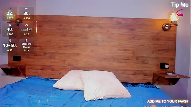 MOONWUW online show from May 3, 12:27 am
