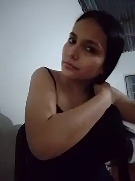 scarletmouse online show from April 8, 10:26 am