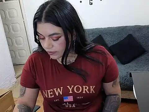 Snapshot of Karla_greenn chatting on July 13, 7:16 pm Karla greenn online show from July 13, 7:16 pm