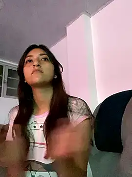 Snapshot of Badharley_ chatting on March 31, 2:57 am Badharley online show from March 31, 2:57 am