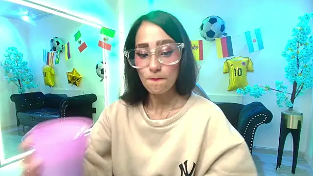 Palmer foxx online show from June 27, 3:33 am
