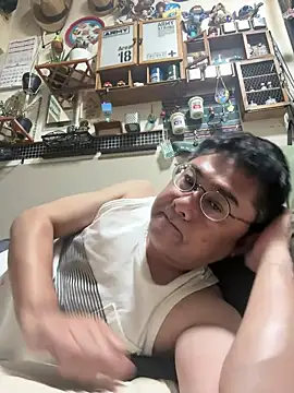 Snapshot of RYUICHI_1919 chatting on June 20, 1:47 pm RYUICHI 1919 online show from June 20, 1:47 pm