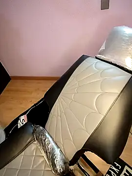 AmaraRossi online show from April 23, 2:24 am