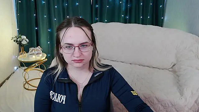 Bella Evansss1 online show from March 29, 6:46 am