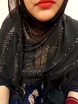 Snapshot of Miss_Noor__ chatting on April 4, 7:28 am Miss Noor online show from April 4, 7:28 am